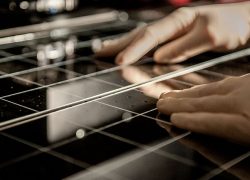 PearlCutTM Laser Glass Cutting